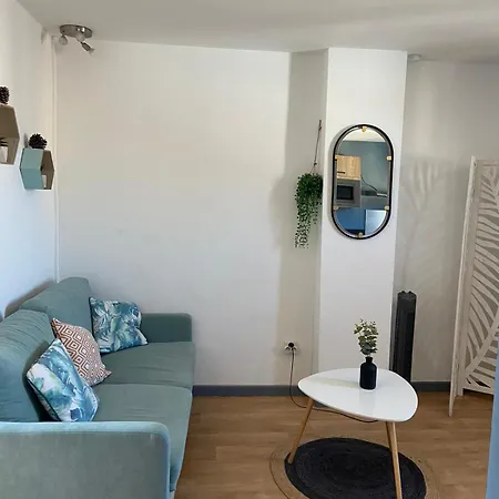 Cosy Proche Gare Apartamento Narbona